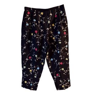 Talbots Petite 14 Black Embroidered Floral Cropped Pants Ankle
